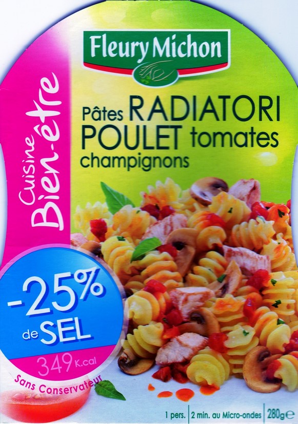 PÂTES RADIATORI POULET TOMATES CHAMPIGNONS