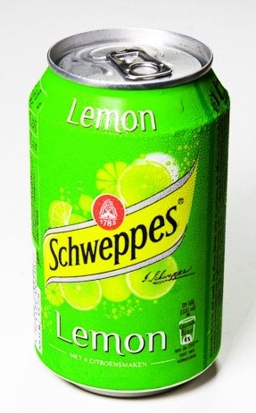 SCHWEPPES LEMON AUX SAVEURS DE 4 CITRONS 33cl
